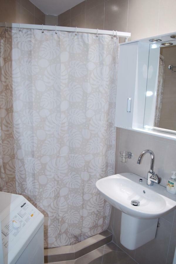 George'S Cozy Apartment In Plaka אתונה מראה חיצוני תמונה